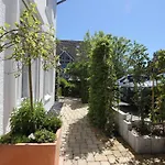 Schoeneck Schoeneck 1 *