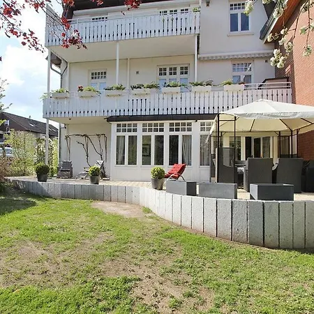 Schoeneck Schoeneck 1 *