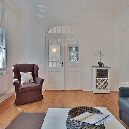 Schoeneck Schoeneck 1 * Шарбойц