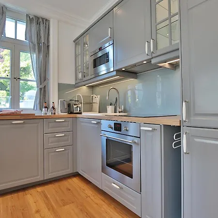 Schoeneck Schoeneck 1 Шарбойц